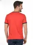 Camiseta lisa punho de outra cor